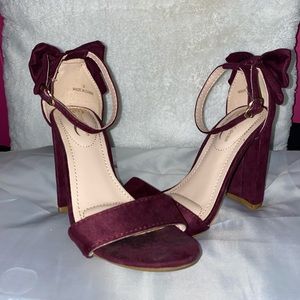Windsor Heels